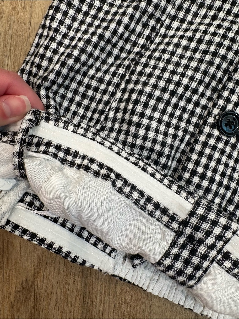 Abercrombie Black & White Gingham Tank Top - Picture 5 of 7